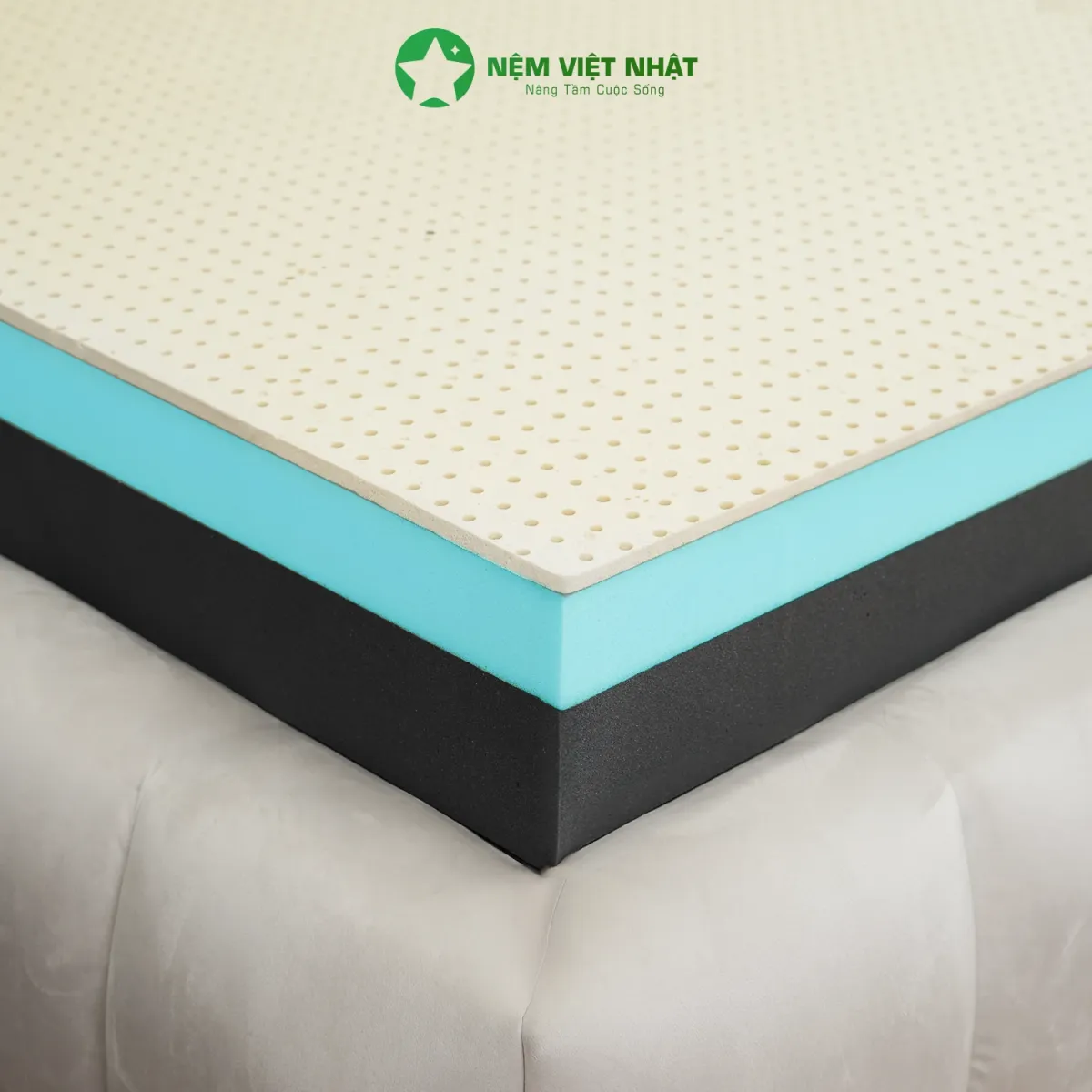 Tầng 2 và 3 — Memory foam mật độ cao