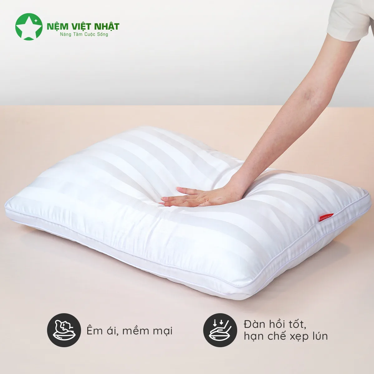 Gối Nằm Lông Vũ Khách Sạn Việt Nhật